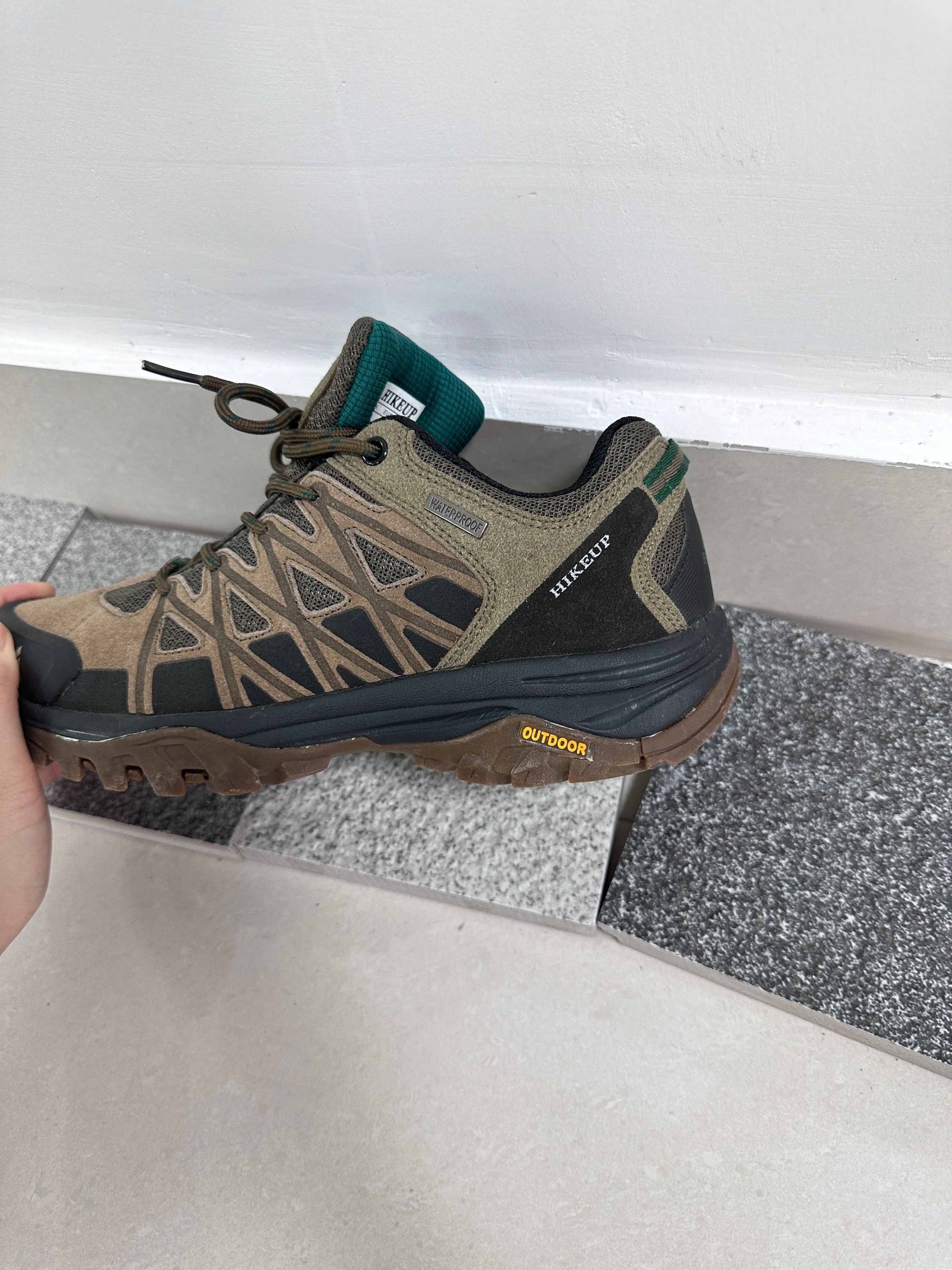 HIKEUP Men’s Hiking Shoes – Breathable Outdoor Trekking Sneakers